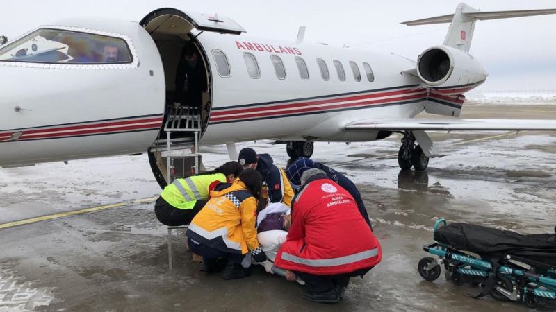 Bir Vatandaşımız Ambulans Uçakla Sevk Edildi