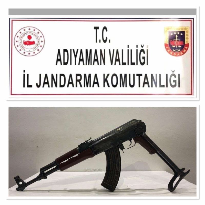 Jandarma Kaleşnikof Ele Geçirdi